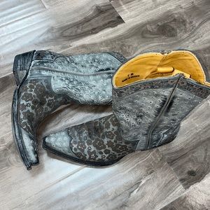 Old Gringo size 7 new!